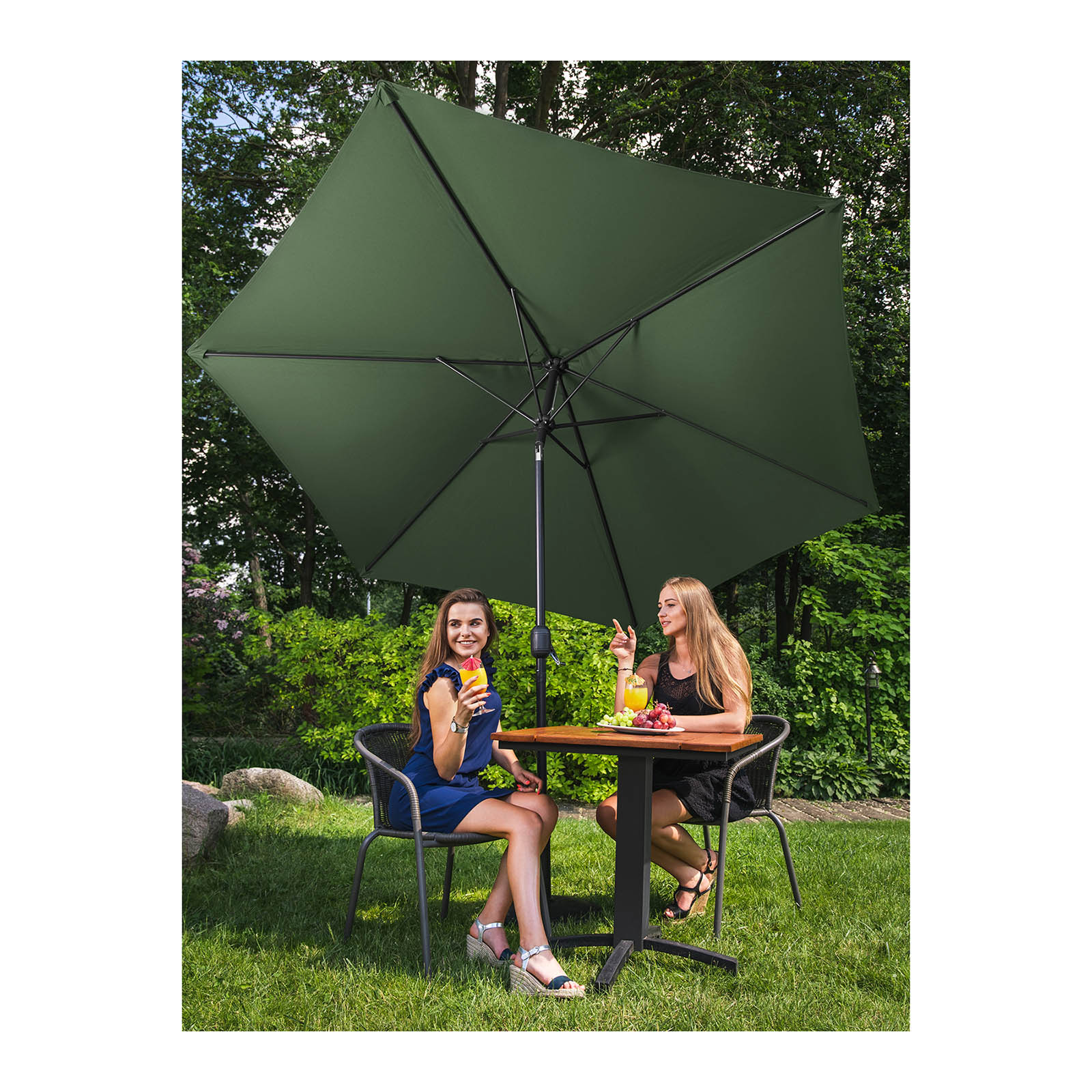 Sonnenschirm groß - grün - sechseckig - Ø 300 cm - neigbar